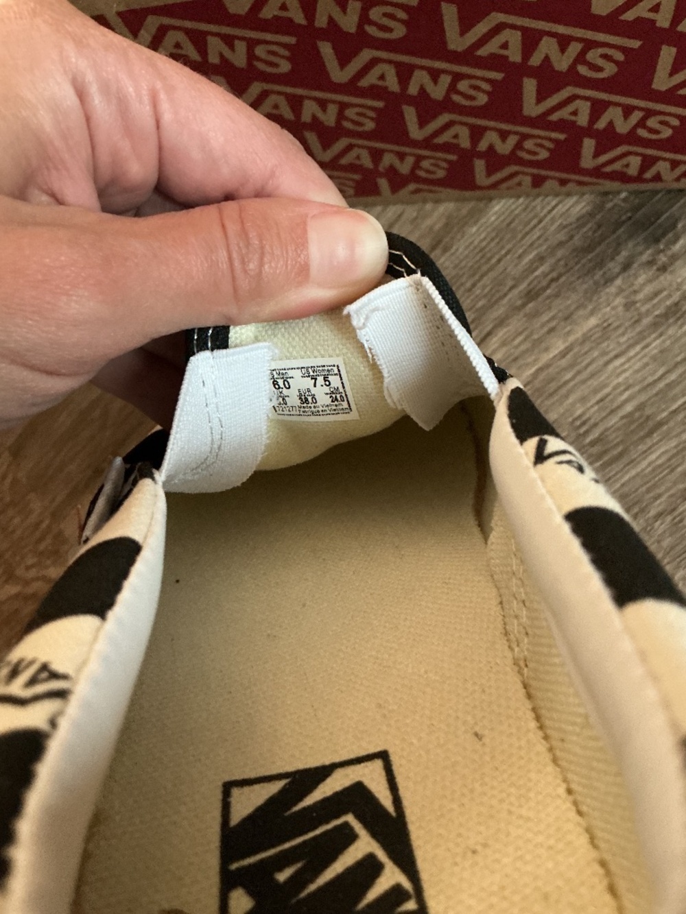 Women’s Platform Old Skool Vans - Picture 4 of 6
